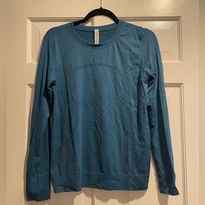 Lululemon women’s long sleeve shirt